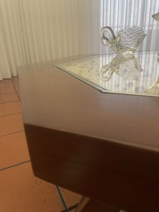 Vendo mesa de centro praticamente nova