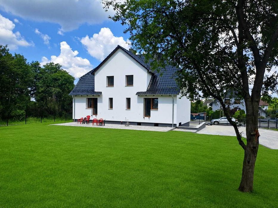 Mieszkanie z wyjściem na taras i widokiem na las w Kamieniu Śląskim