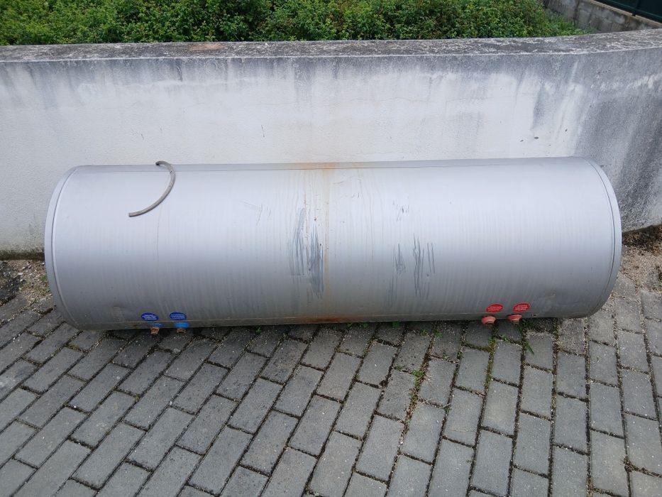 Depósito 300 litros baxi
