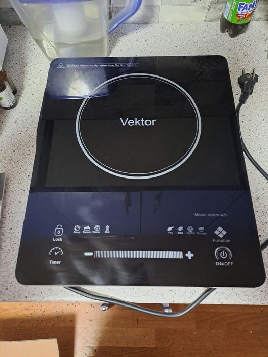 Продам новую идукцыоную печь 3 кв