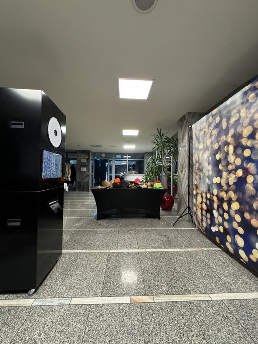 Wynajem fotobudka 360, fotobudka klasyczna i inne atrakcje