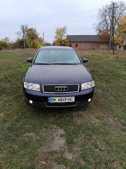 Ауді а4 автомобіль