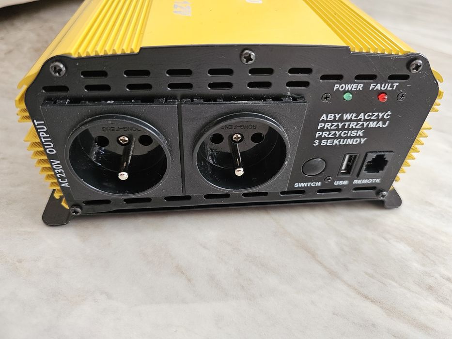 Инвертор VOLT POLSKA с чистой синусоидой 3000w 12v