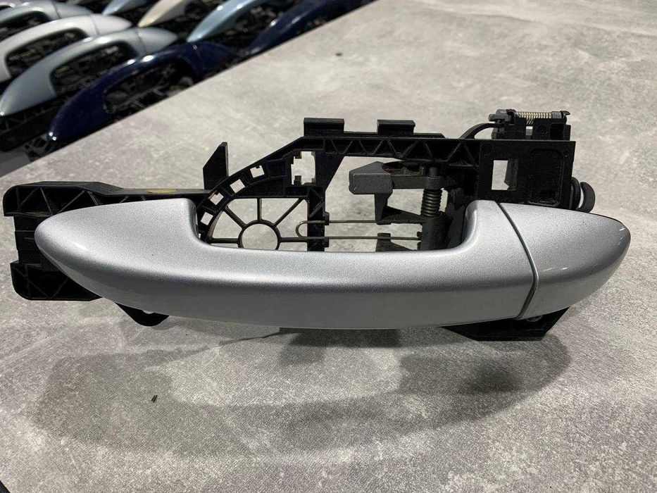 Ручка двери передней задней Пассат б6 ручка права ліва Passat b6