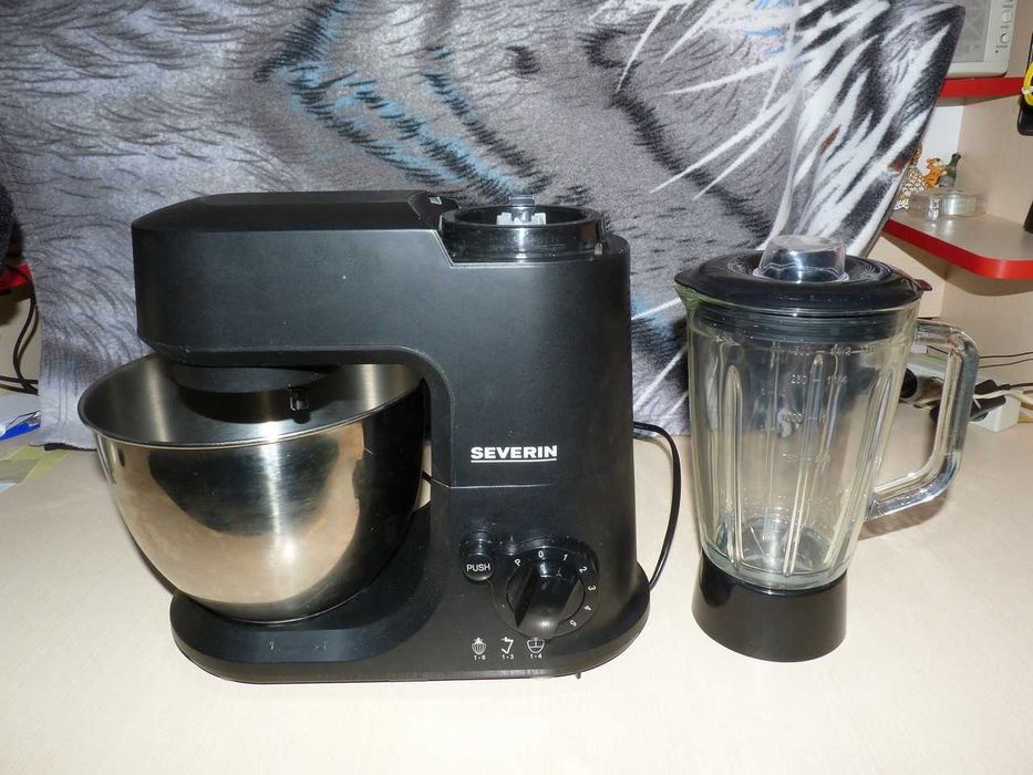Комбайн кухонний, планетарний міксер Severin KM3890