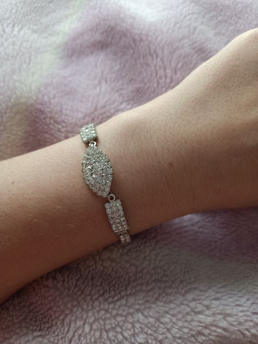 Bransoletka kolor srebrny