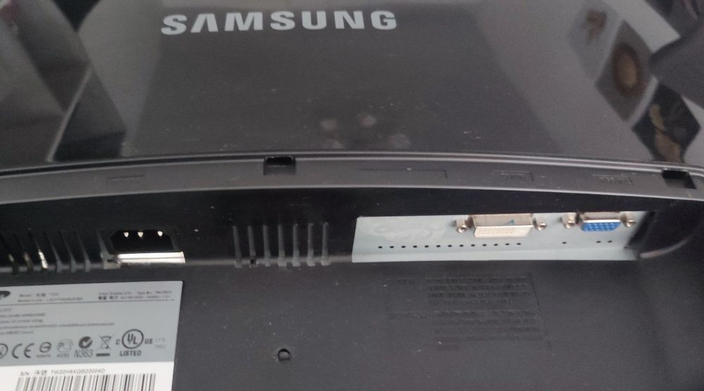 Монітор Samsung SyncMaster T220 LS22TWHSUV/EN