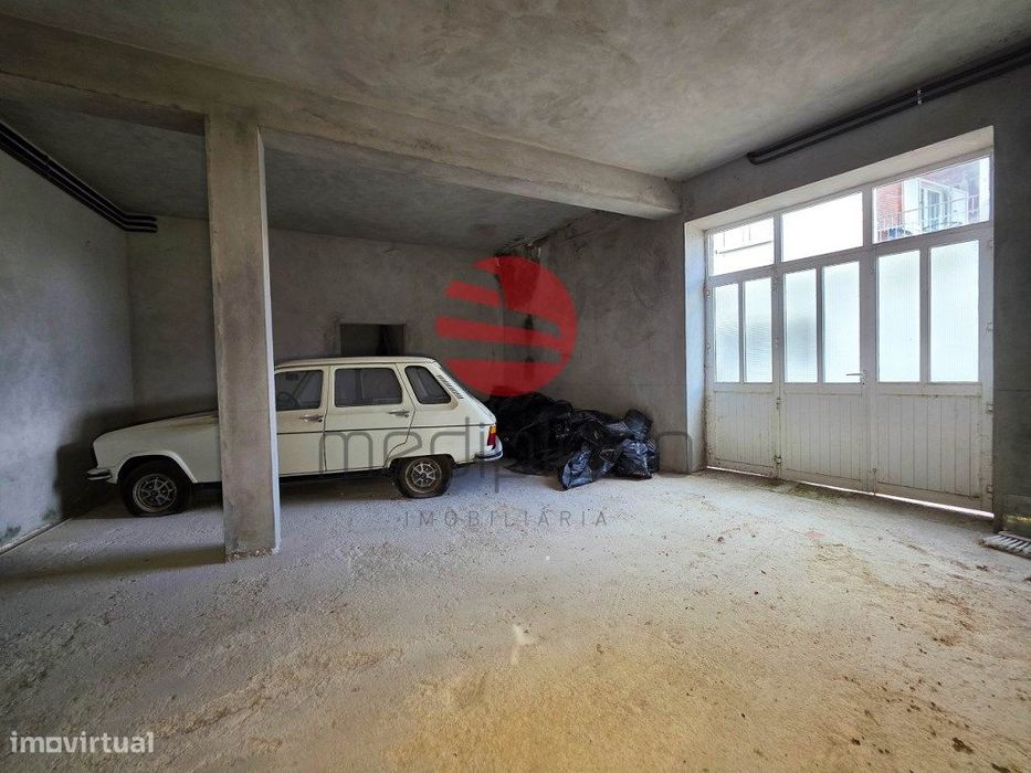 Moradia T7 C/ Garagem