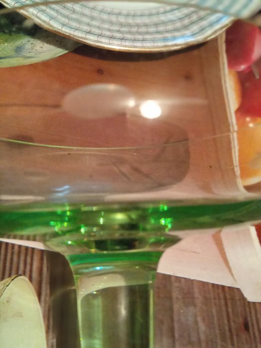 Ваза із зеленого скла