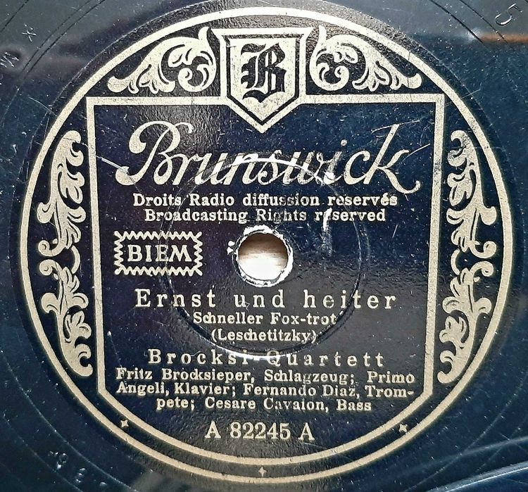 Англійські патефонні(грамофонні) платівки 1930-1940 років.