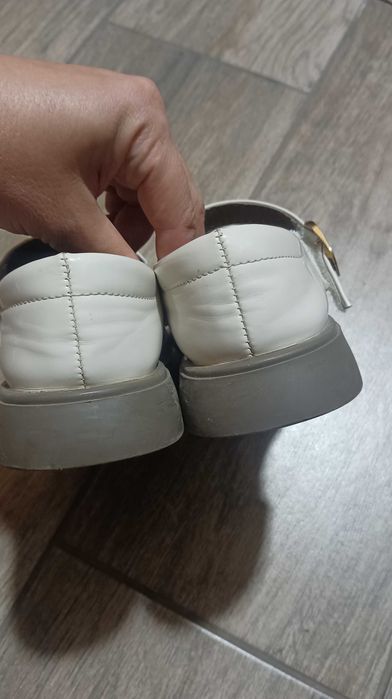 Туфлі для дівчинки