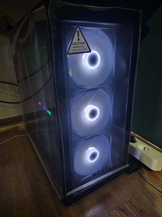 Komputer gamingowy i9 14900KF | 32 GB RAM | RTX 4090 | SSD 2TB