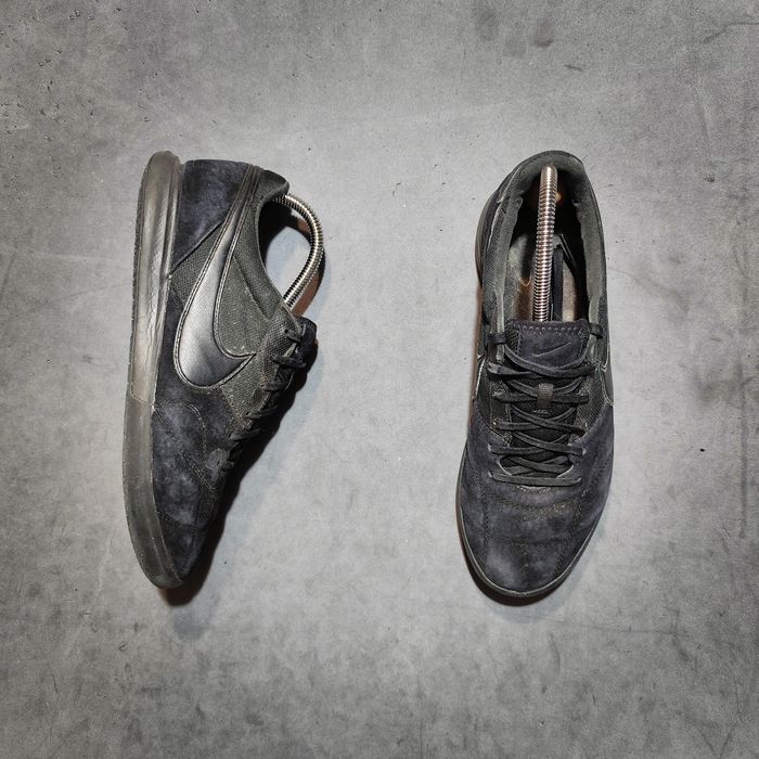 Halówki Nike Premier II IN 43