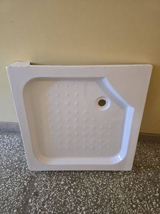 Brodzik nowy 80x80