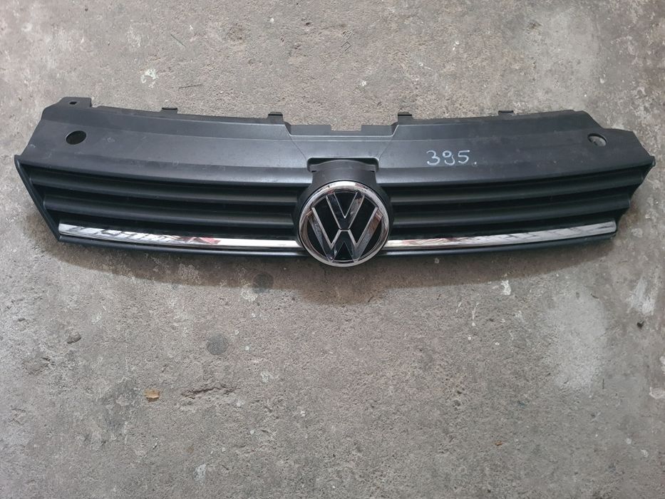 VW POLO 6c Lift Grill Atrapa Chłodnicy 
Grill Atrapa Chlodnicy 
Stan j