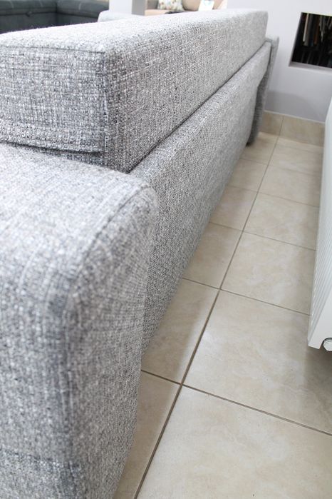 Стильний,модний,зручний диван.