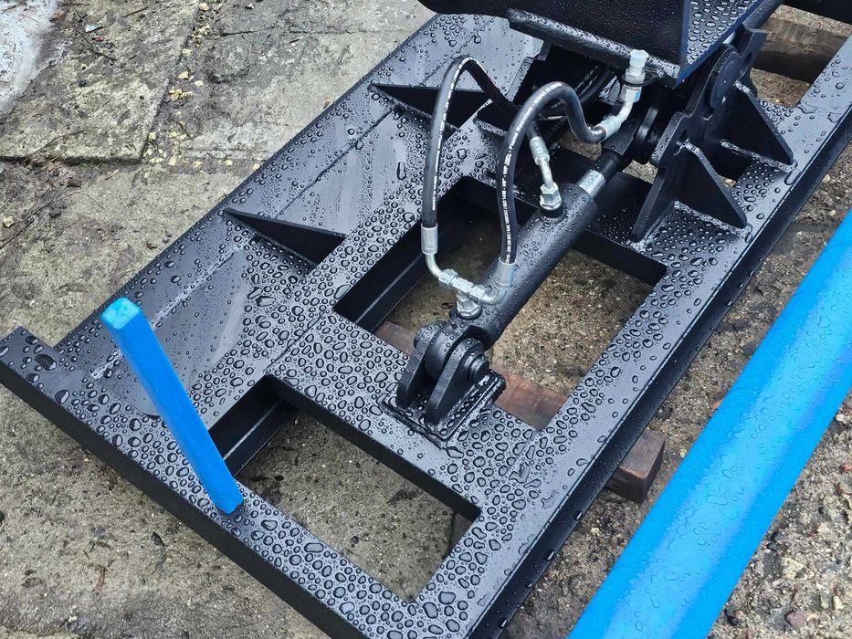 Równiarka do koparki koparko-ładowarki hydrauliczna 5-8T niwelator