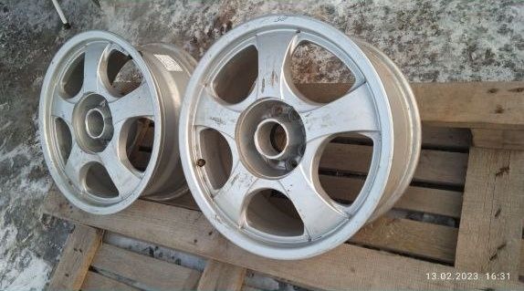 Два диски R16 Kosei 4×98 4×108