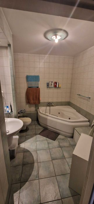 Pokój 20m2 przy łazienkach w 2 poziomowym apartamencie