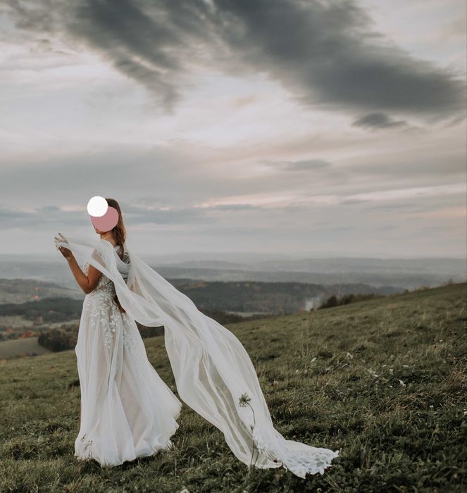 Suknia ślubna "Zoya" Amy Love