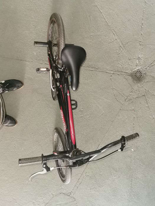 Bicicleta BMX Rotor 20" Preta/Vermelha BERG