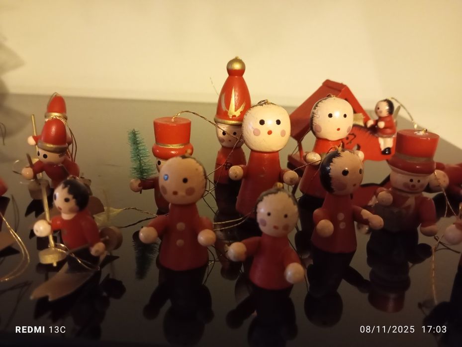 Miniaturas de bonecos de natal