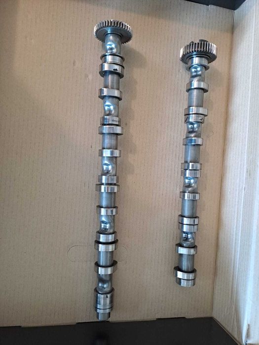 Arvore de cames Volkswagen 03L109022 e 03L109022D