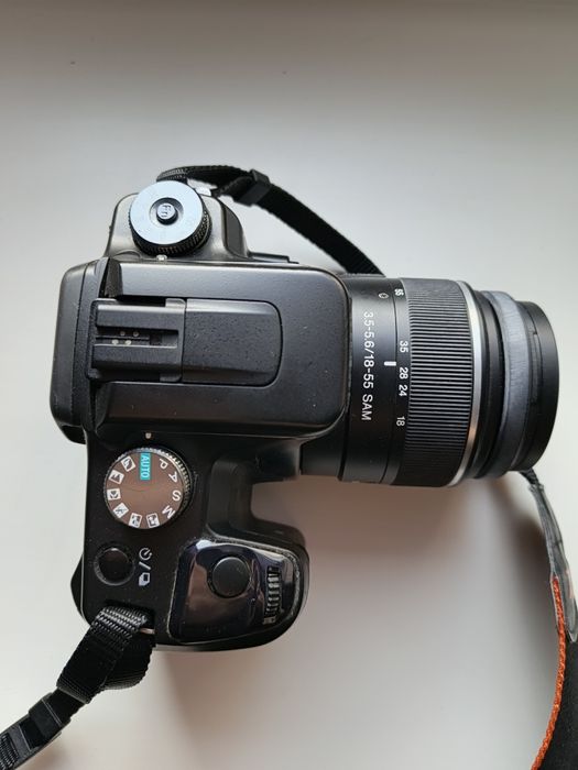 Дзеркальний фотоапарат Sony a100