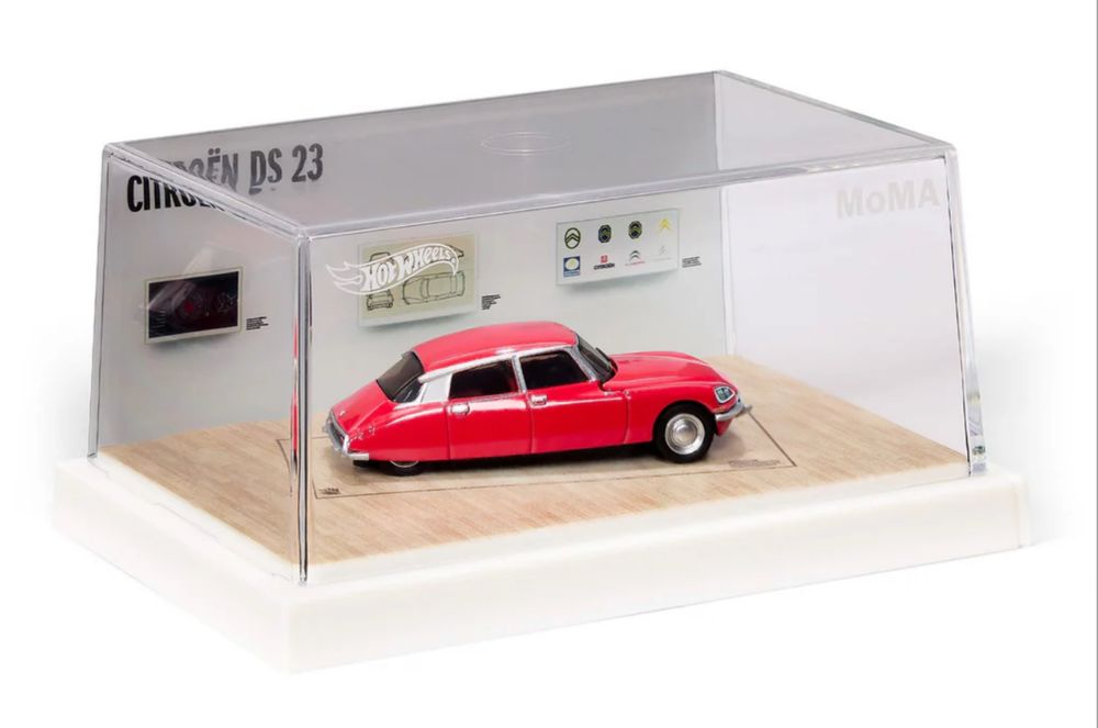 Hot Wheels & MoMa Citroen Ds 23 Sedan