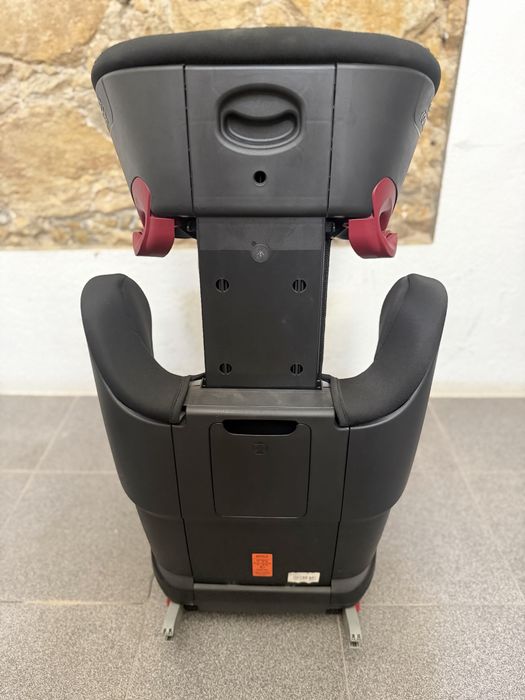 Cadeira Auto Britax Römer KIDFIX² R ISOFIX – Excelente Estado