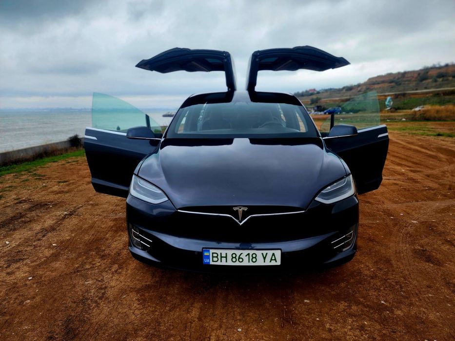 Продам Tesla model X 18 год 100D