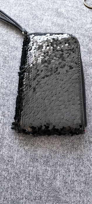 Nowa damska saszetka portfel