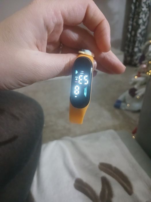 Продам нові дитячі часи