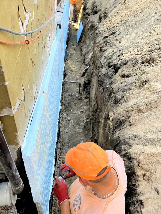 drenaż budynku ,odwodnienie, izolacja  , naprawa fundamentu