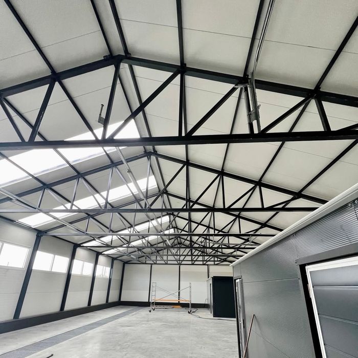 Konstrukcja stalowa dachu szerokosc 12m, kratownica 12m