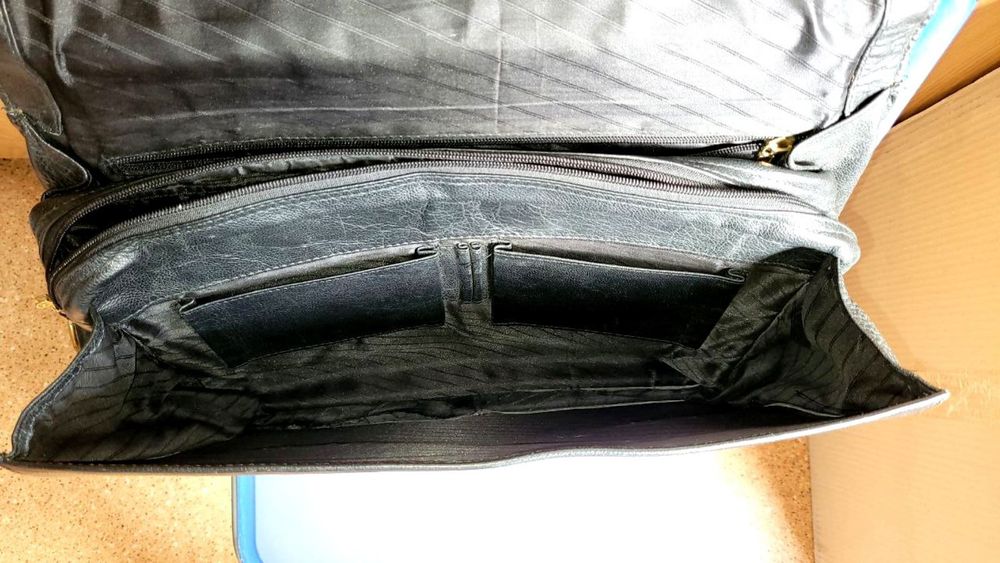 Кожаный портфель дипломат