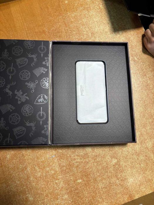 realme 15 Pro 5G 12/512GB Dragonfire Black (Game of Thrones Edition)
