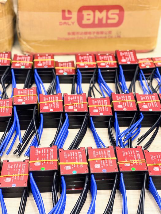 Плата защиты Daly Bms бмс 13s 48v 10s 36v 25A влагозащищенная