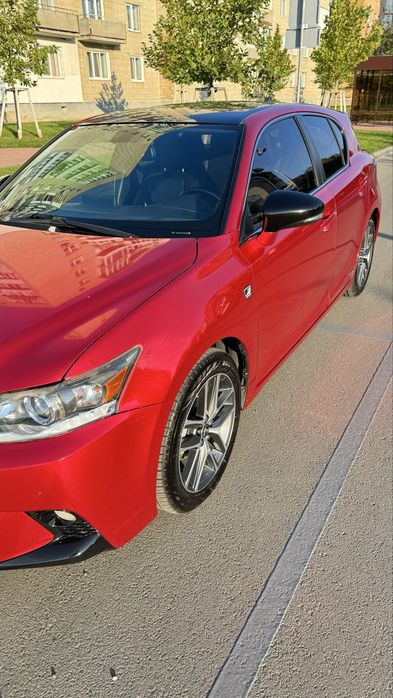 Продам Lexus CT 200h гібрид 2015