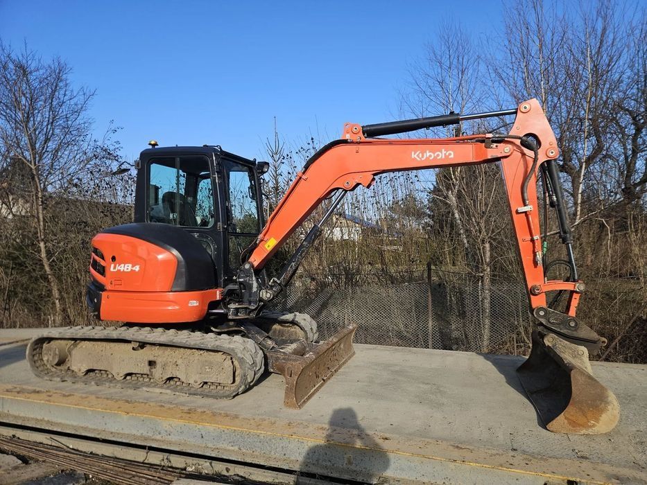 Wynajem koparek gąsienicowych 5 ton 3 tony 1.7t 
MIDI koparka 8 ton K