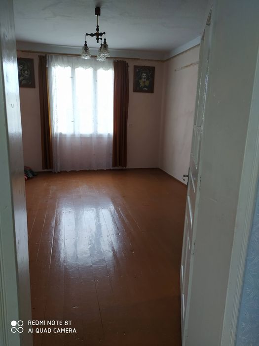 Продам  приватний будинок