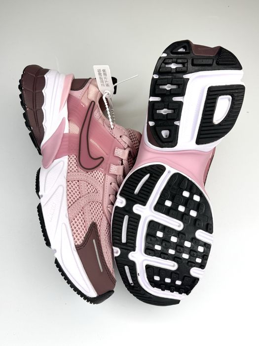 Кроссовки Nike НОВЫЕ - 38 размер ЕСТЬ В НАЛИЧИИ