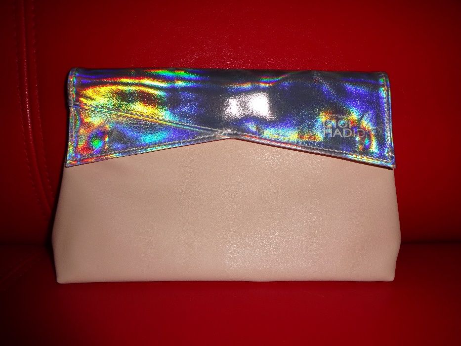 GIGI HADID Maybelline New York pastelowa hologramowa NOWA kosmetyczka