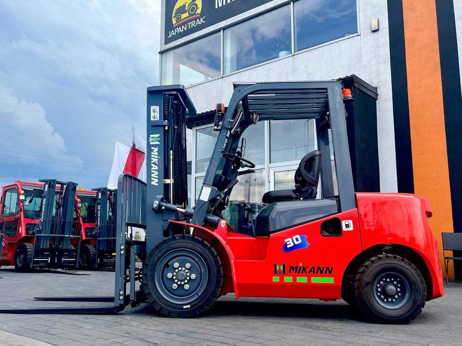 Wózek Widłowy 3T MIKANN, Maszt 4.5m,Triplex, Diesel , Półkabina