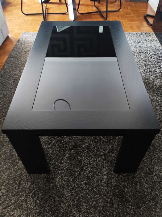 Mesa de Centro Preta com Tampo de Vidro Temperado – 99x59 cm