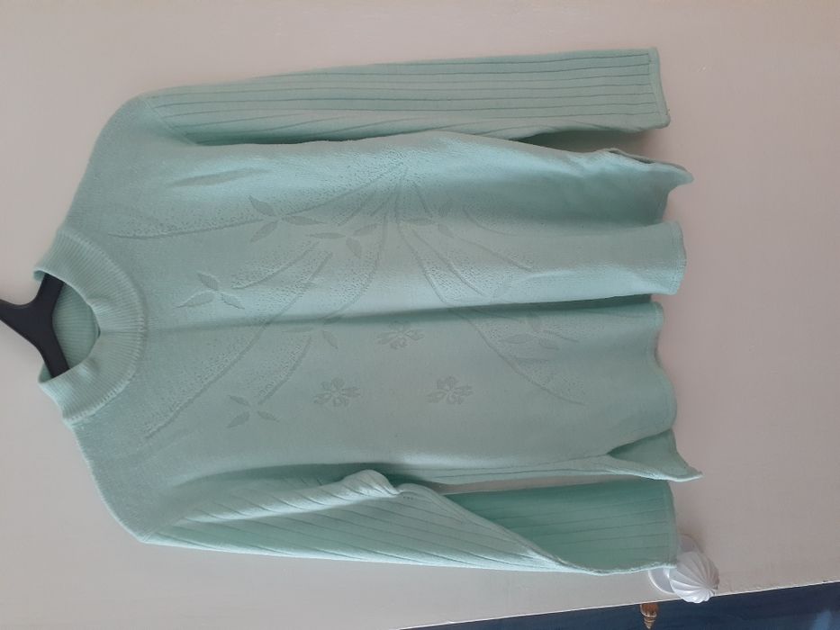 Свитерочки. Размер 50-54.