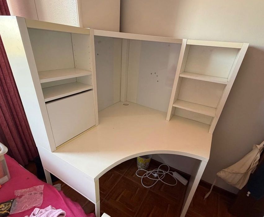 Secretária de canto IKEA Micke branca