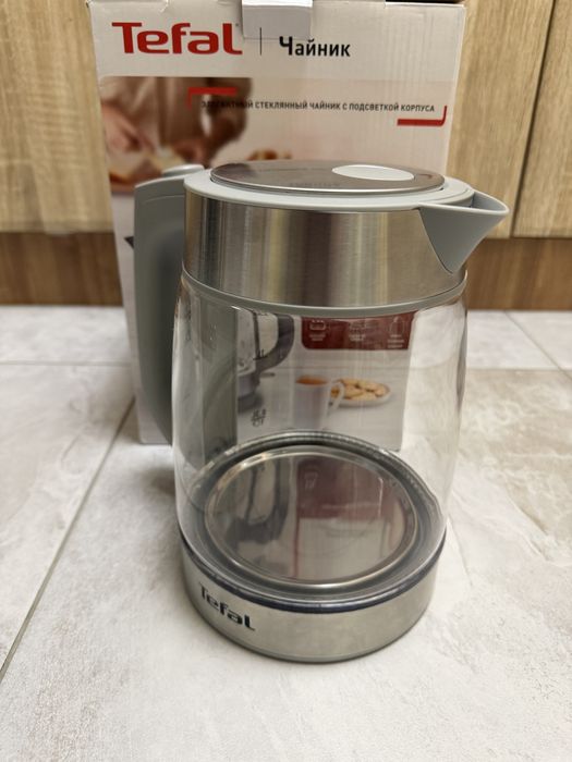 Електрочайник TEFAL
