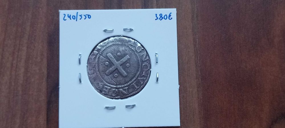 Moeda Real Português Dobrado D. João III