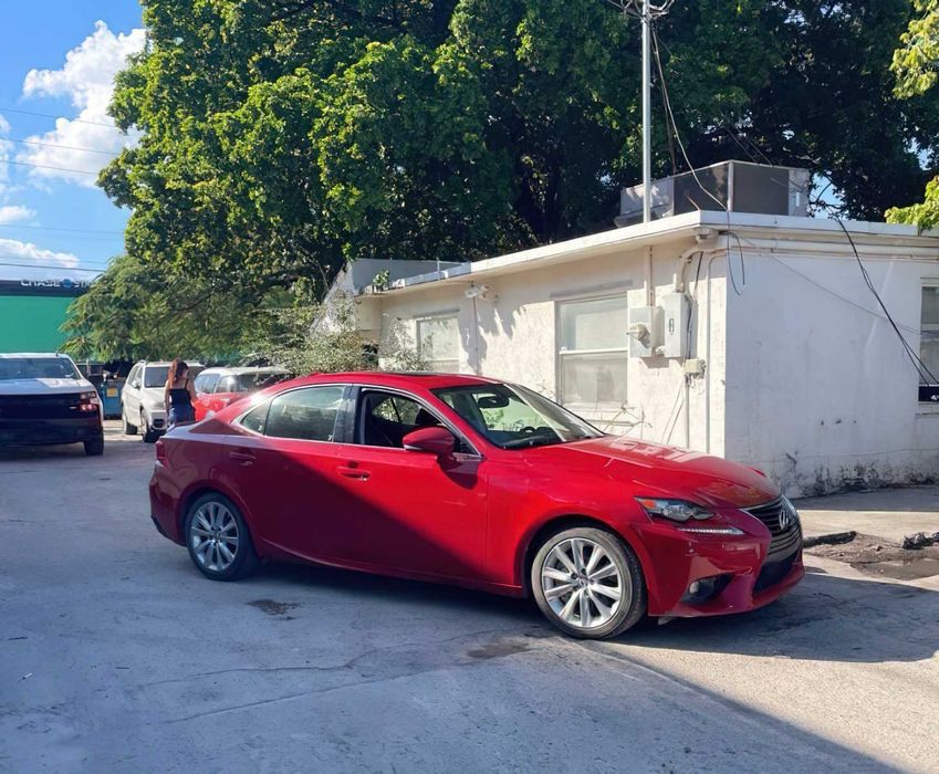 Lexus IS 300      2016